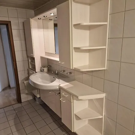 Idyllische Einliegerwohnung Mit Viel Raum Apartament