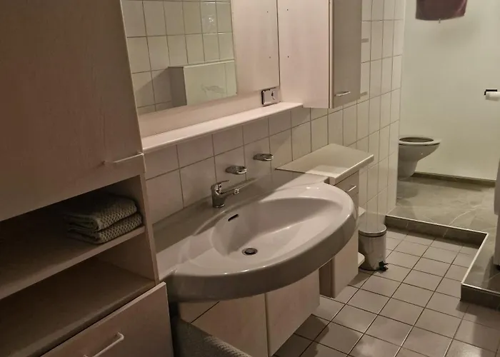 شقة Idyllische Einliegerwohnung Mit Viel Raum *